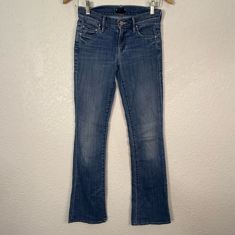 MOTHER The Outsider in Medium Kitty Blue Denim Jeans 24 Casual Weekends Staple